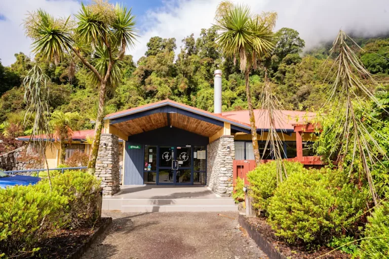 Haka House Franz Josef