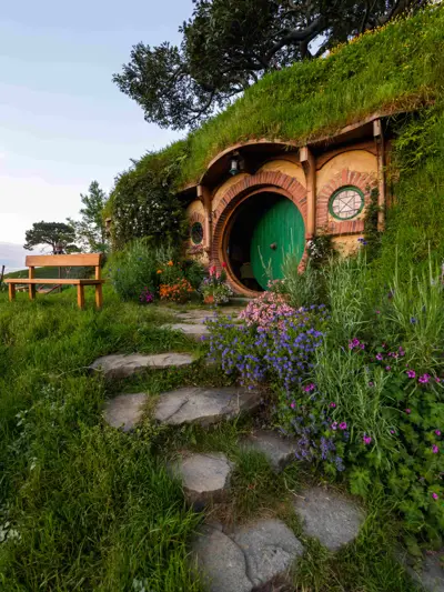 Hobbiton Movie Set