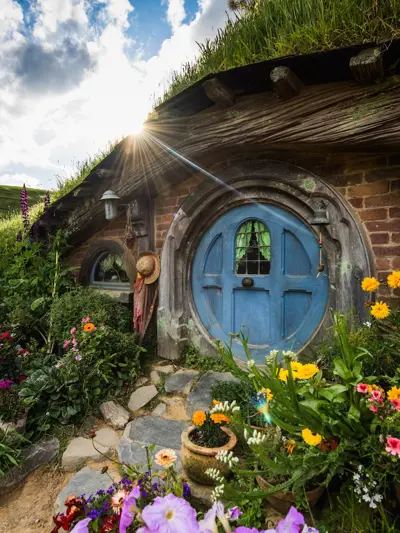 Hobbiton Movie Set