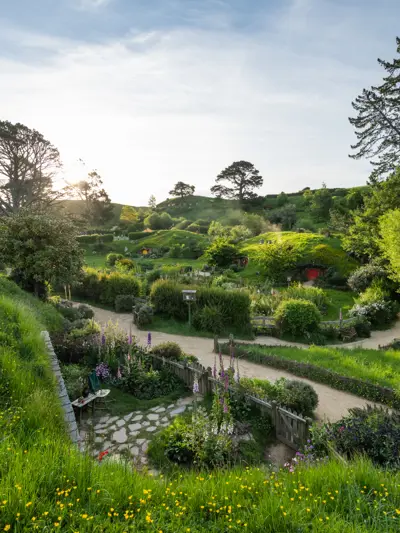 Hobbiton Movie Set