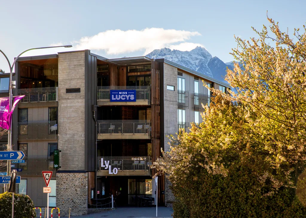 LyLo Queenstown