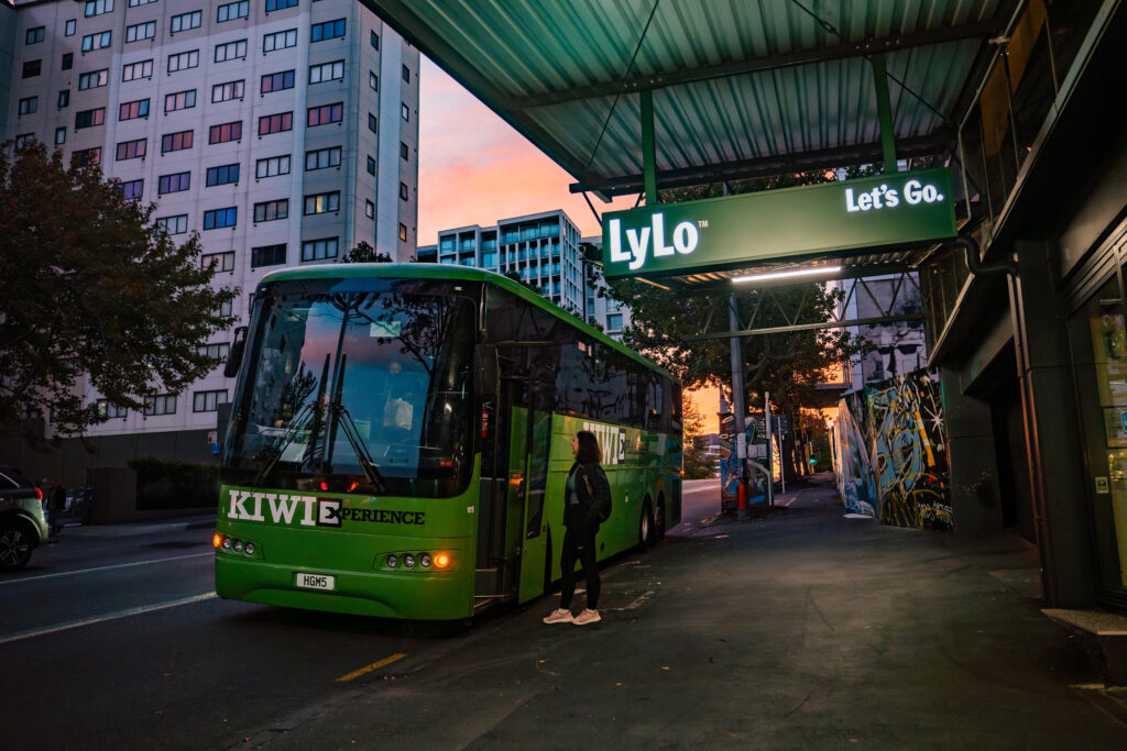 Kiwi Experience New Zealand