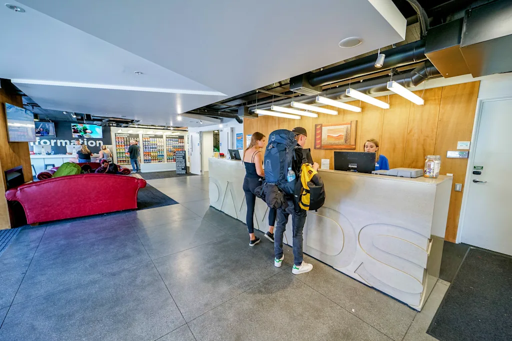 Nomads Queenstown Hostel Queenstown